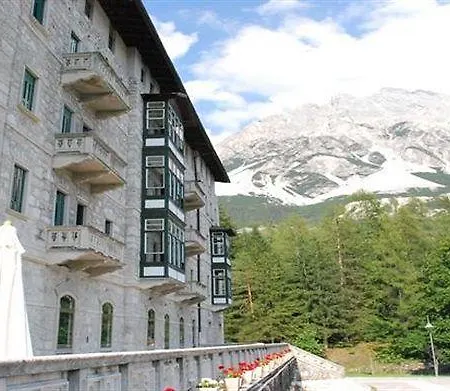 Th - Park Des Dolomites 4* بوركا دي كادوري