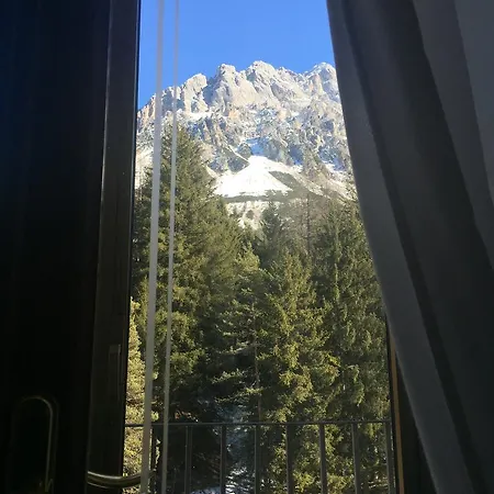 Th - Park Des Dolomites 보르카디카도레